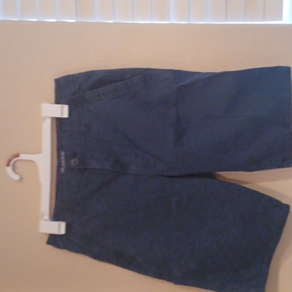 - Men's short - Picture 2 of 3